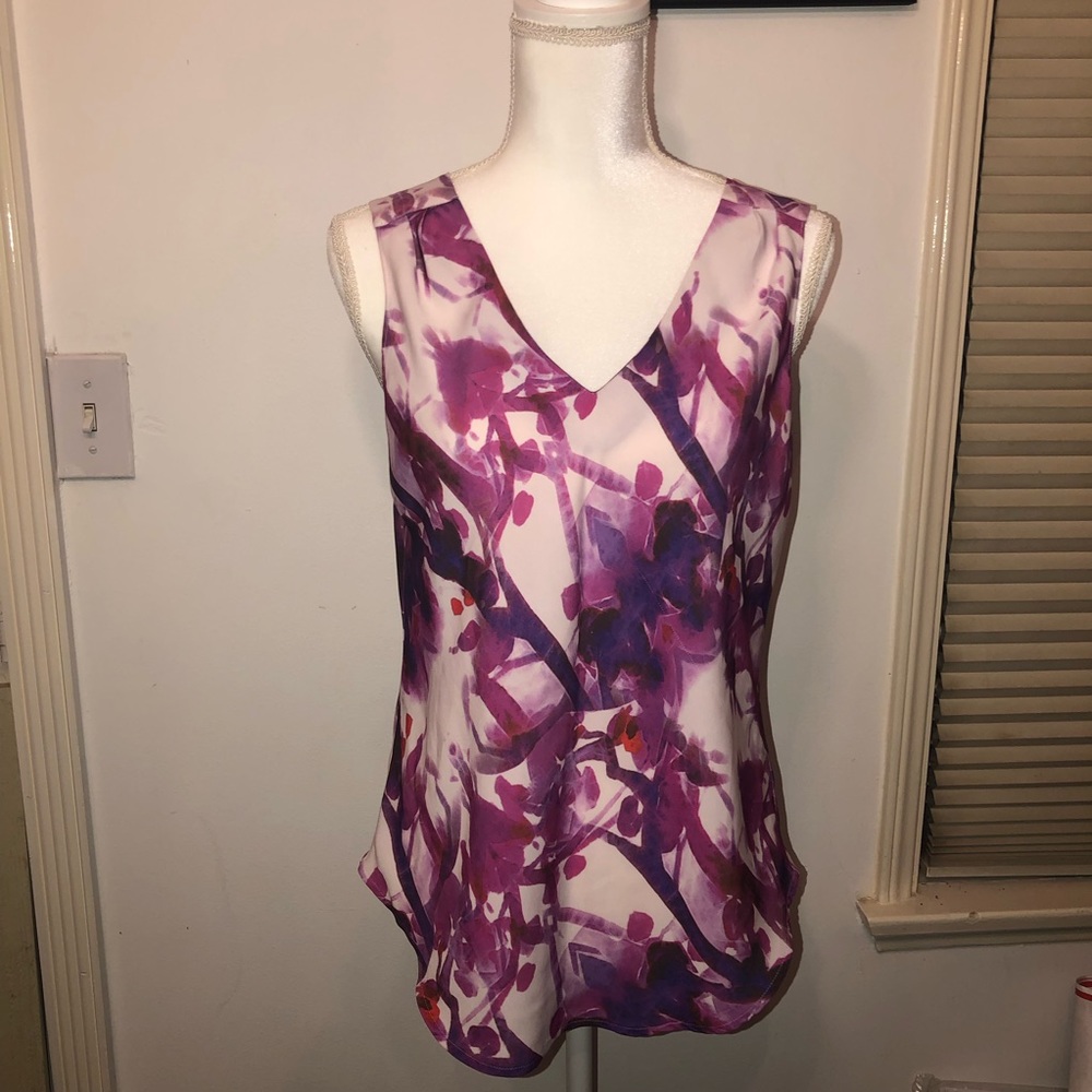 Calvin Klein patterned Top - Picture 6 of 7